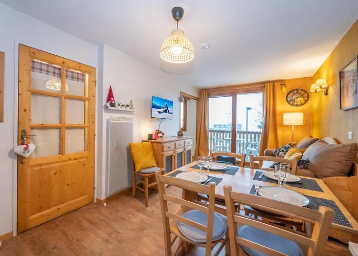 Appartement 6 Couchages Au Pied Des Pistes A Orcieres 2 Chambres, Balcon Et Parking Couvert