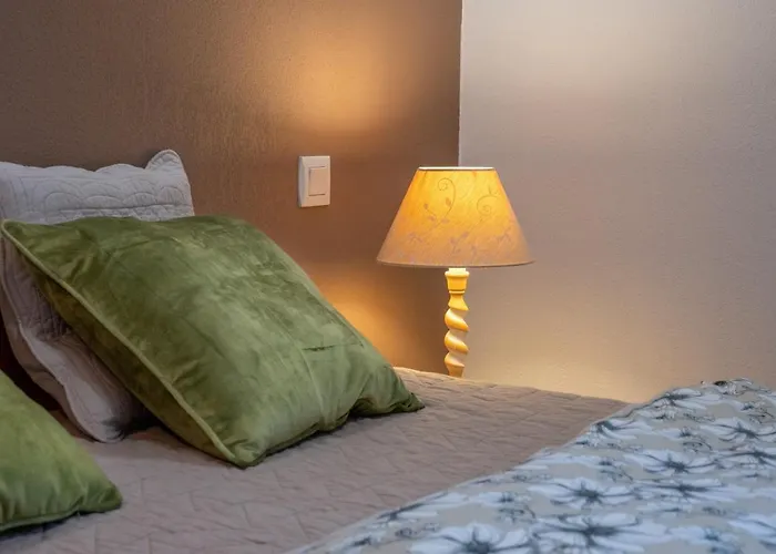 Appartement 6 Couchages Au Pied Des Pistes A Orcieres 2 Chambres, Balcon Et Parking Couvert